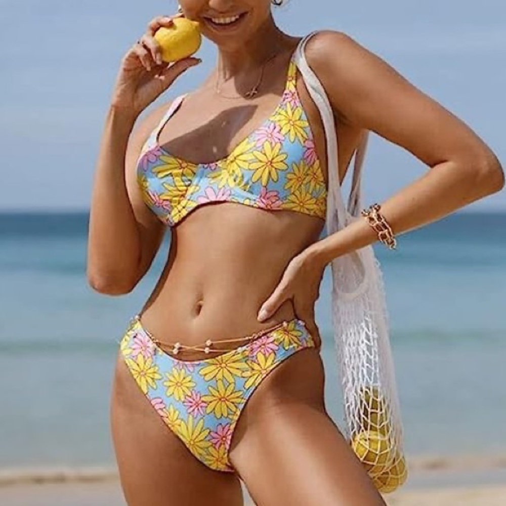 Bikini with Retro Flower Pattern